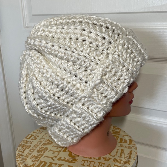 Handmade Crochet Cream Fisherman Beanie Winter Chunky Hat Hand Crafted Man Gift - Picture 6 of 17